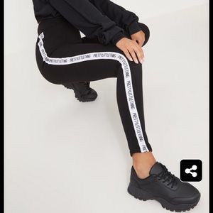 PrettyLittleThing leggings !